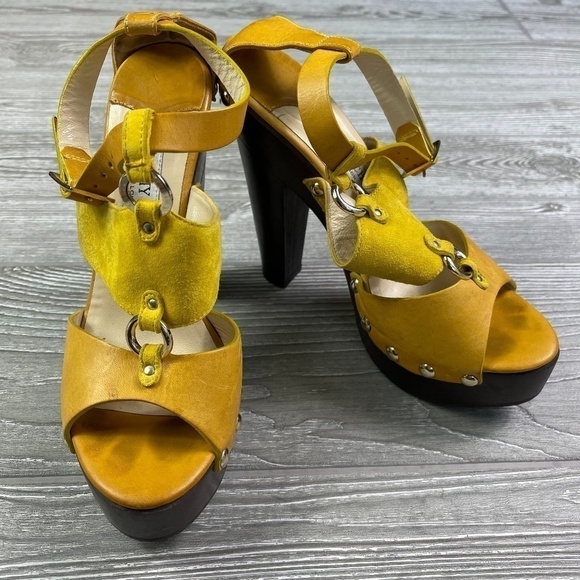 JIMMY CHOO Ankle Wrap Sandals - Studded & Stacked Heel - Picture 2 of 9